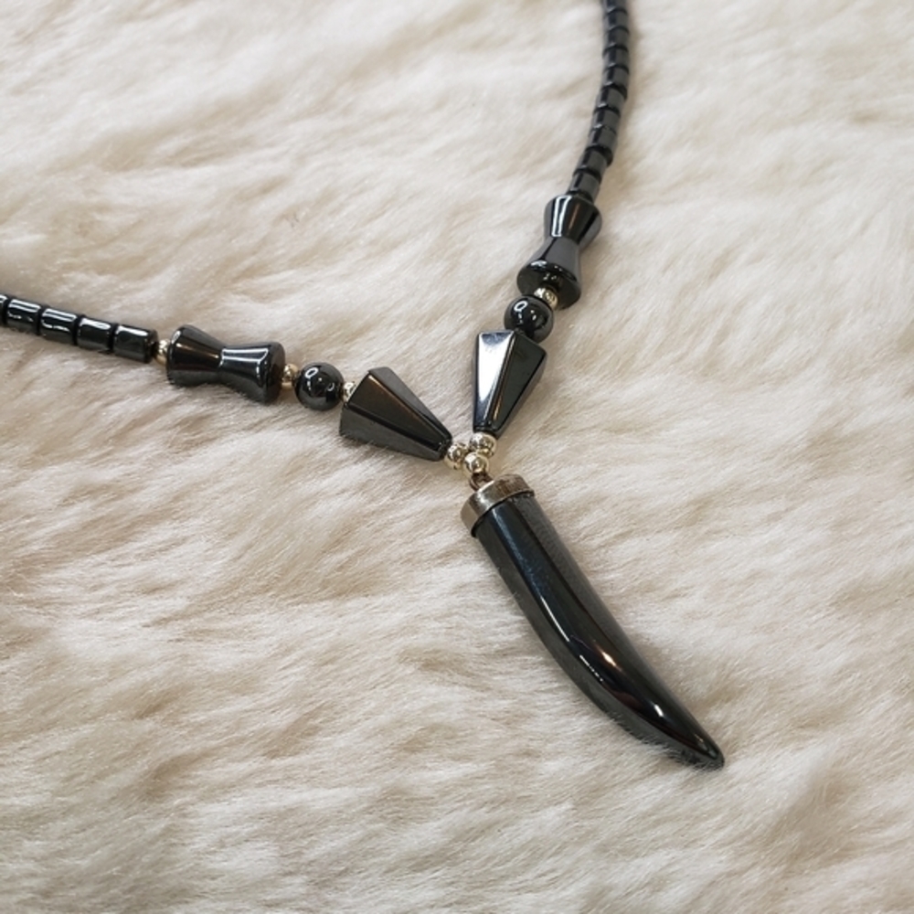 VINTAGE 90s Hematite Stone Tusk Necklace Unisex 18"